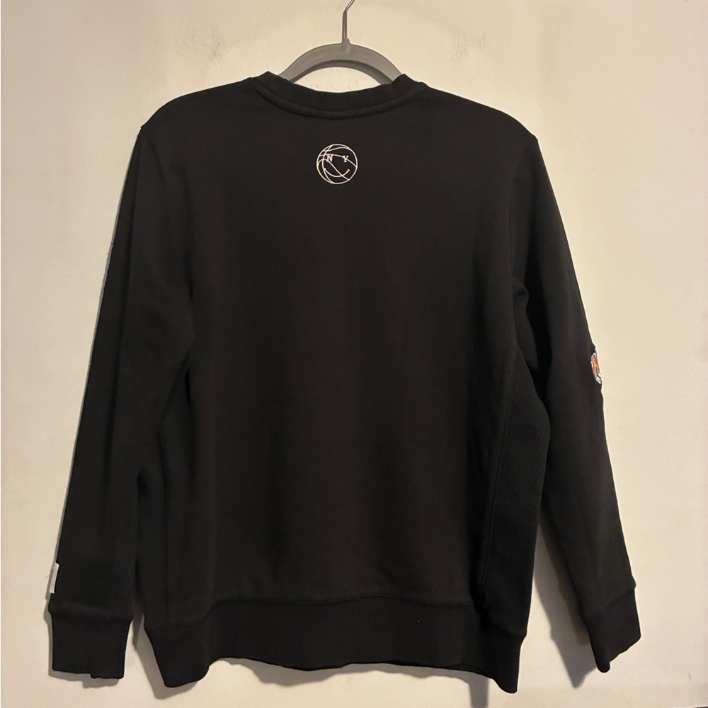 NYON Knicks Black Crewneck Sweater - Picture 6 of 7